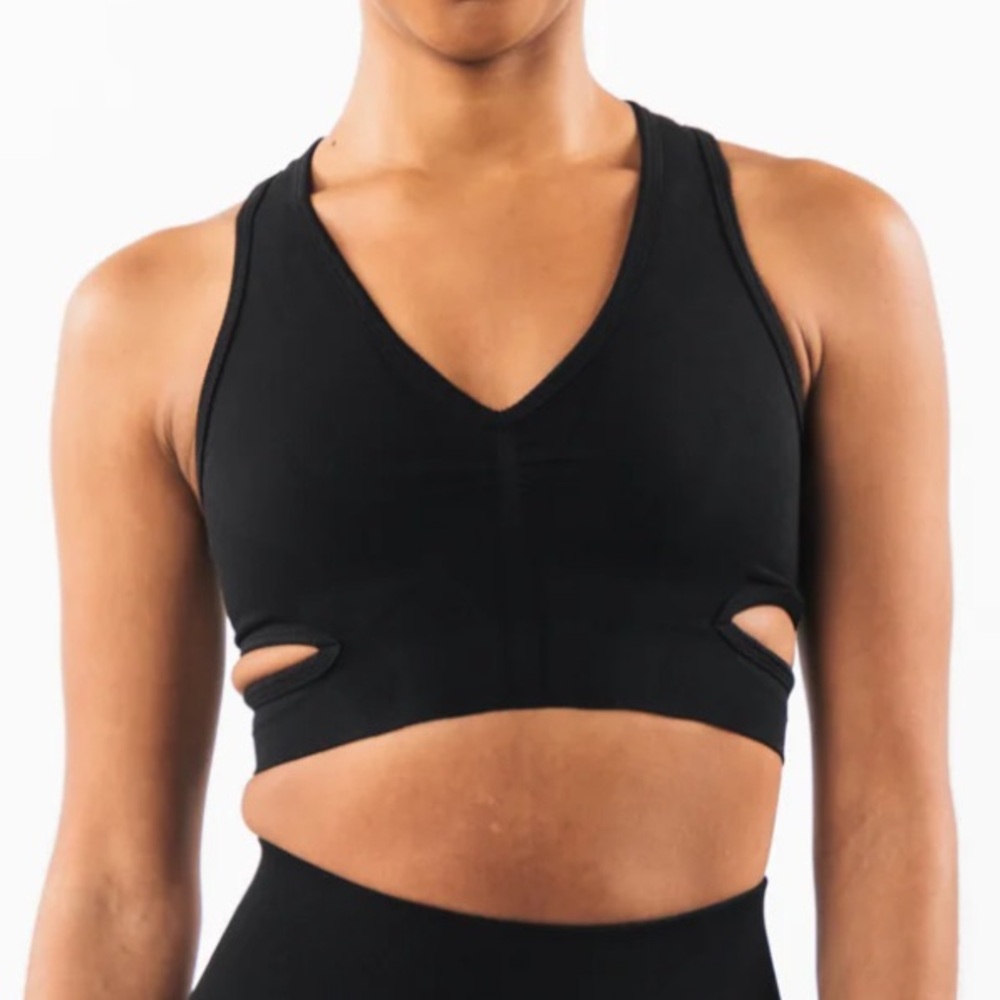 NWT Alphalete Stratus Black Bra Small